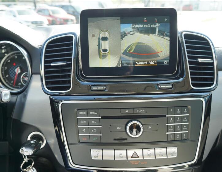 Mercedes-Benz GLE 17