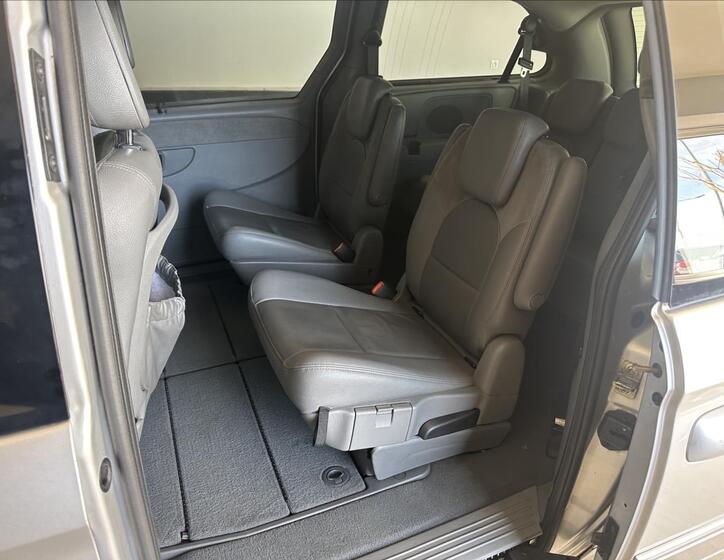Chrysler Grand Voyager 13