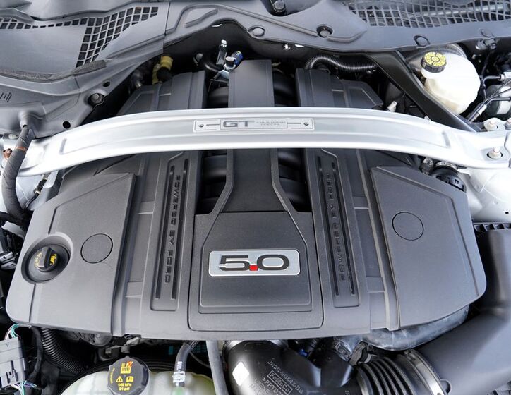 Ford Mustang 23