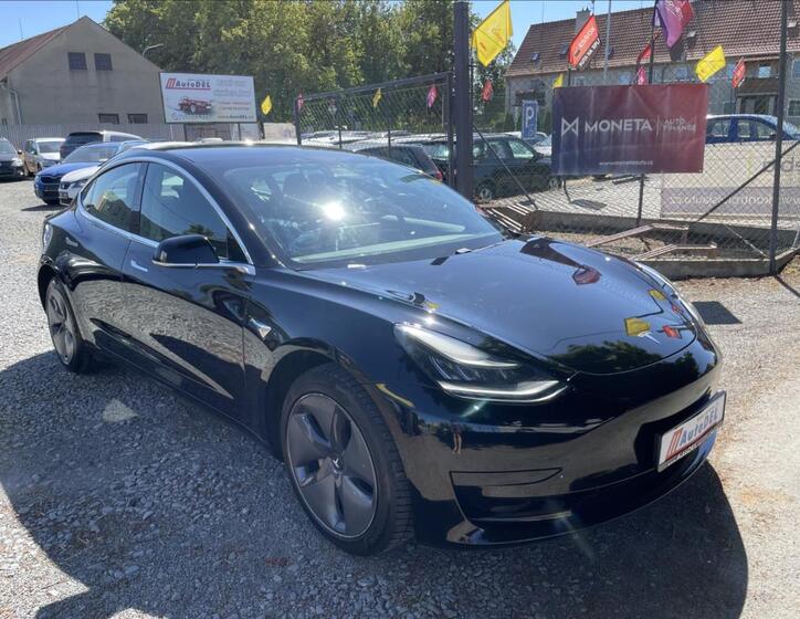 Tesla Model 3 9