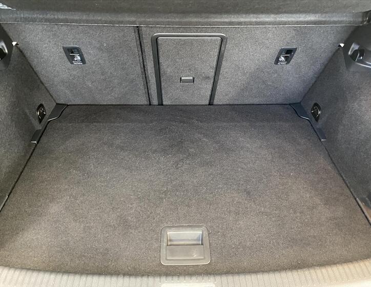 Volkswagen Golf 18