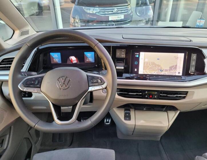 Volkswagen Multivan 15