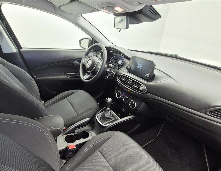 Fiat Tipo 8