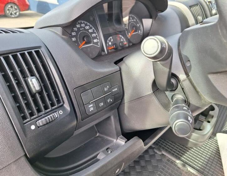 Peugeot Boxer 12