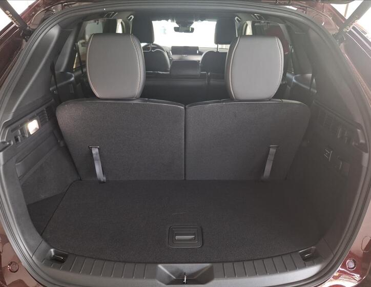 Mazda CX-80 12