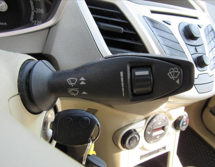 Ford Fiesta 21
