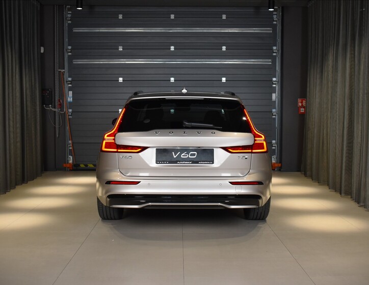 Volvo V60 5