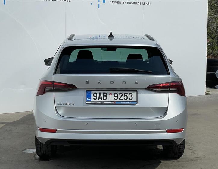 Škoda Octavia 23