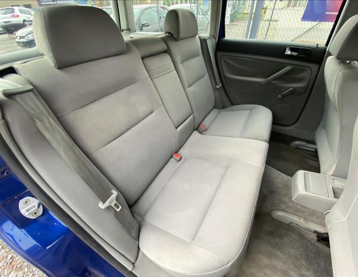 Volkswagen Passat 30