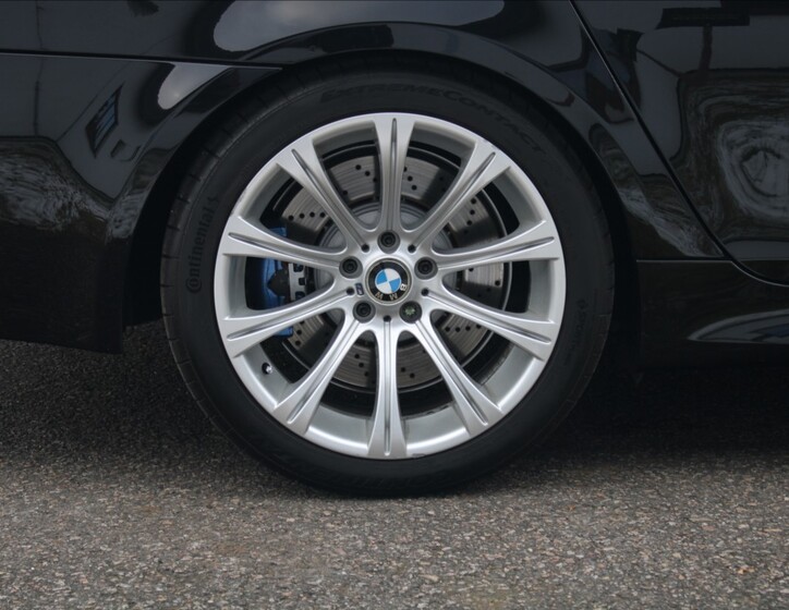 BMW M5 12