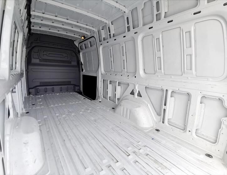 Mercedes-Benz Sprinter 17