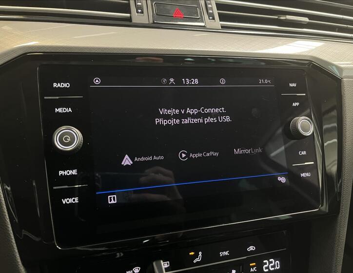 Volkswagen Passat 9