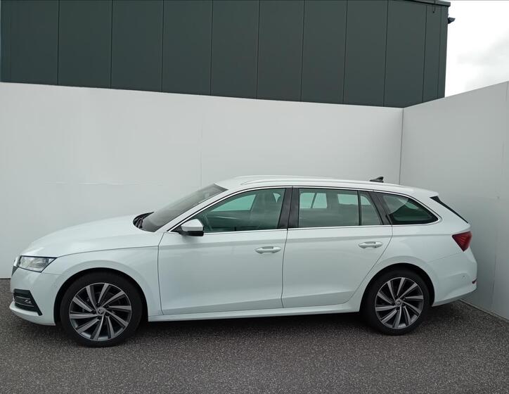 Škoda Octavia 10