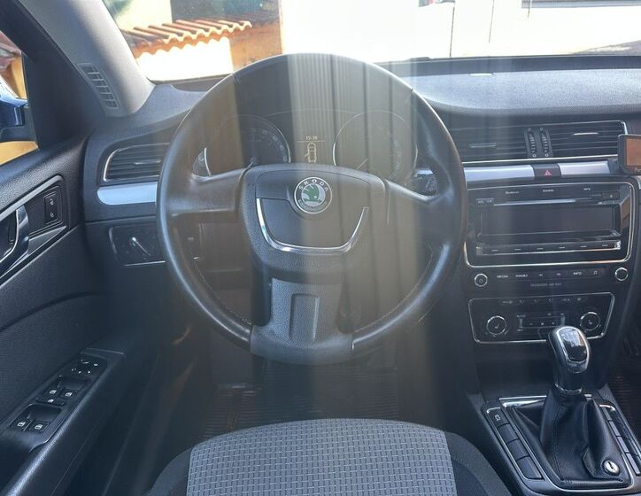 Škoda Superb 11