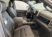 Dodge RAM 8