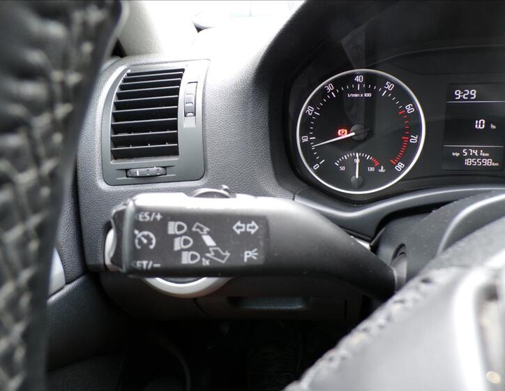 Škoda Octavia 12