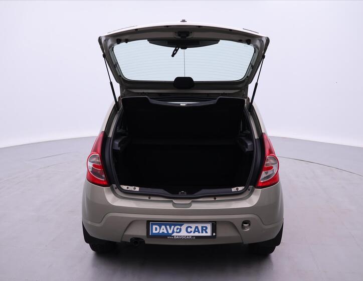 Dacia Sandero 9