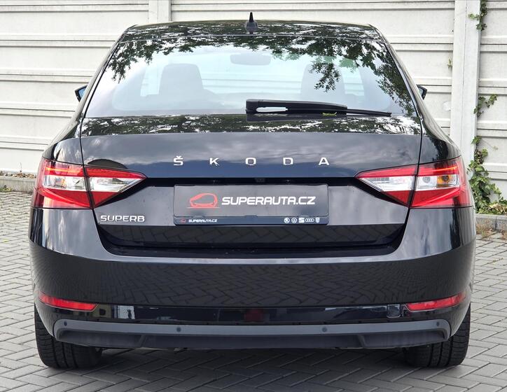 Škoda Superb 5