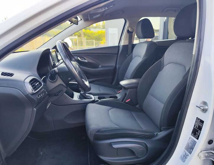 Hyundai i30 12