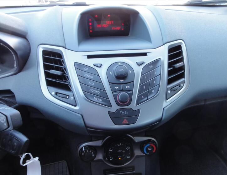 Ford Fiesta 18