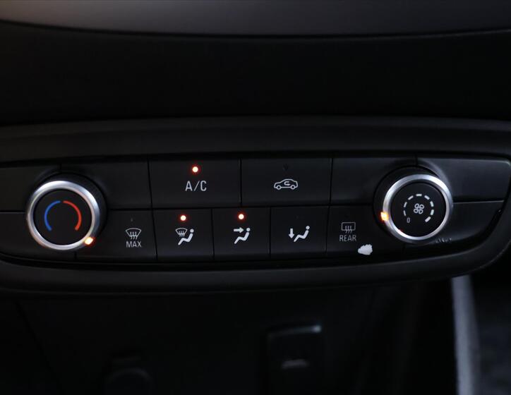 Opel Crossland X 22