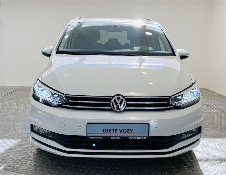 Volkswagen Touran 4
