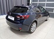 Mazda 3 4