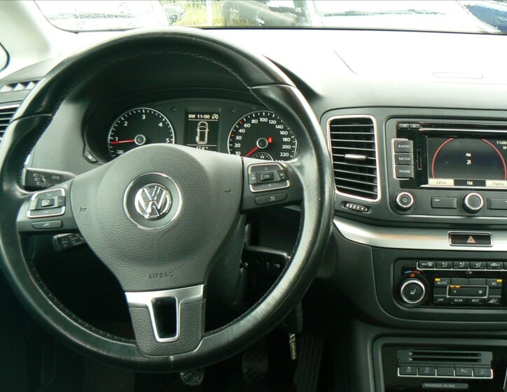 Volkswagen Sharan 12
