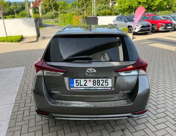Toyota Auris 27