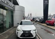 Lexus UX 300h 5