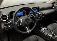Mercedes-Benz CLA 9