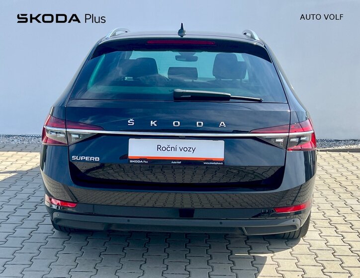 Škoda Superb 10