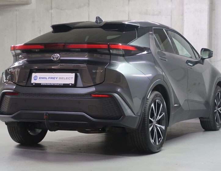 Toyota C-HR 5