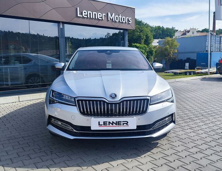 Škoda Superb 2