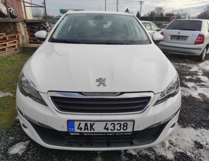 Peugeot 308 8