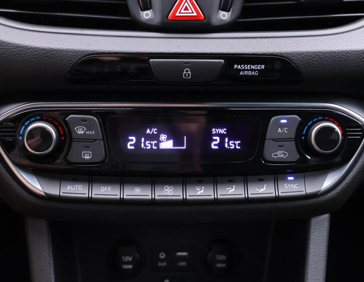 Hyundai i30 28