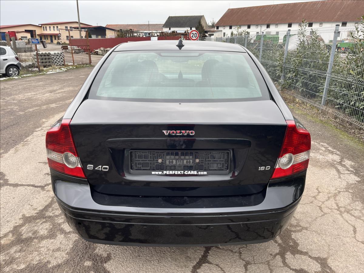 Volvo S40