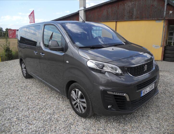 Peugeot Traveller 3