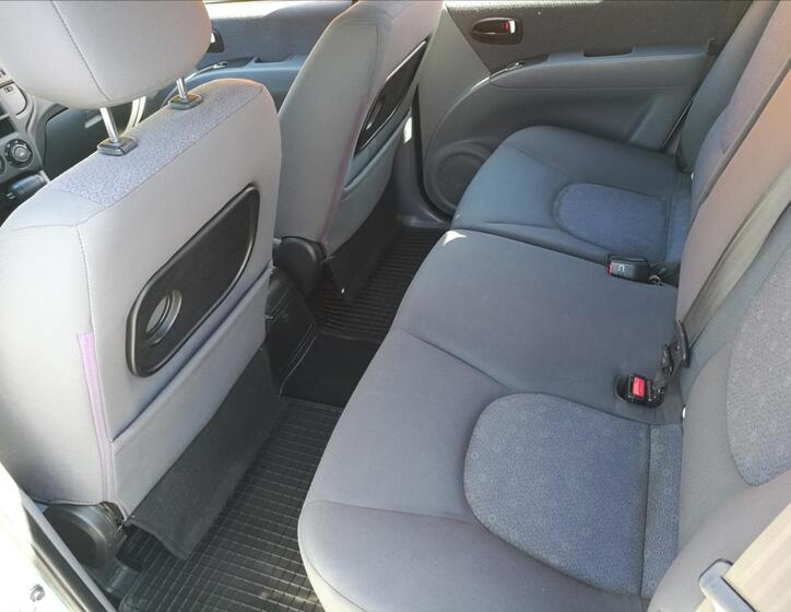 Hyundai Matrix 13