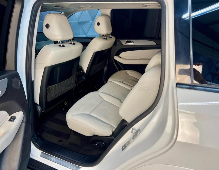 Mercedes-Benz GLS 12