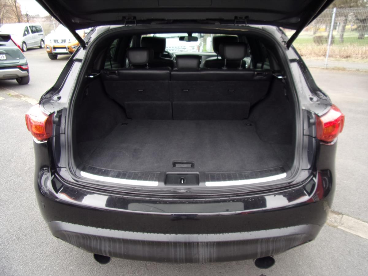 Infiniti FX30