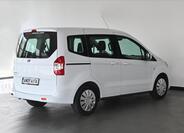 Ford Tourneo Courier 3
