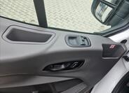 Ford Transit 8