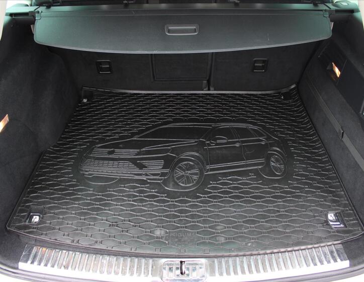 Volkswagen Touareg 13