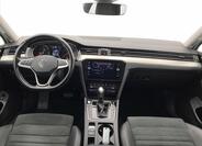 Volkswagen Passat 9