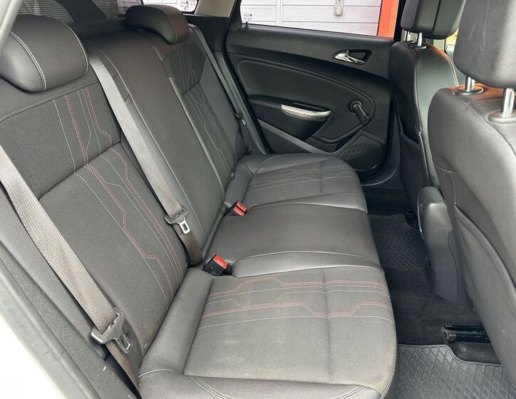 Opel Astra 19