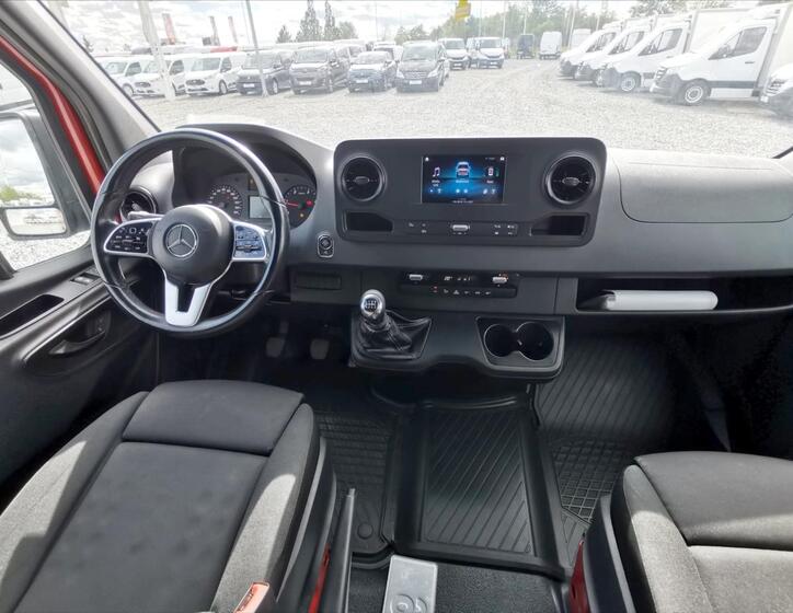 Mercedes-Benz Sprinter 21