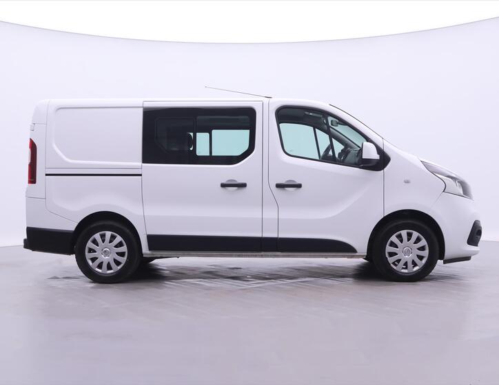 Renault Trafic 8