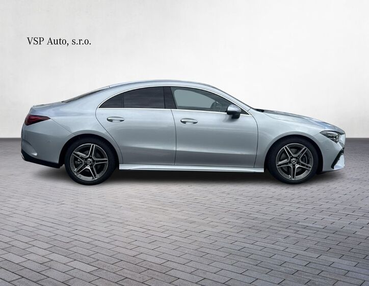 Mercedes-Benz CLA 6
