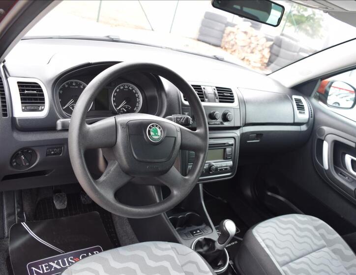 Škoda Fabia 16